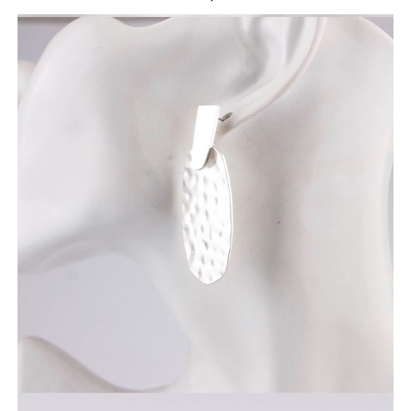 NEW Hammered stud drop Earring 3 color choices - Picture 6 of 7